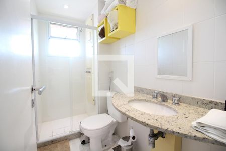 Apartamento à venda com 150m², 5 quartos e 3 vagasBanheiro da Suíte 2