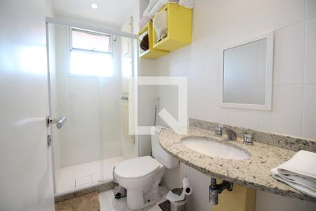 Apartamento à venda com 150m², 5 quartos e 3 vagasBanheiro da Suíte 2