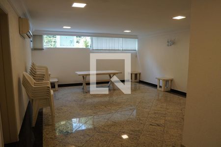 Apartamento à venda com 103m², 2 quartos e 1 vagaÁrea comum - Salão de festas