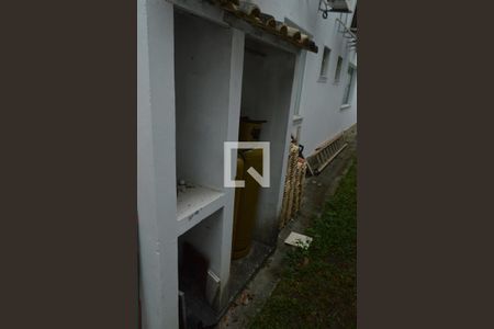 Casa à venda com 320m², 6 quartos e 5 vagas Casa à venda com 320m², 6 quartos e 5 vagasGas