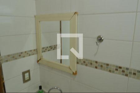 Casa à venda com 320m², 6 quartos e 5 vagas Casa à venda com 320m², 6 quartos e 5 vagasBanheiro do Quarto de Serviço