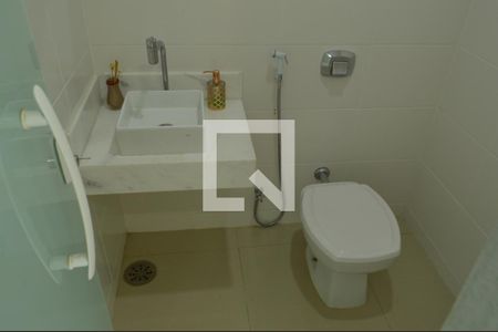 Casa à venda com 320m², 6 quartos e 5 vagas Casa à venda com 320m², 6 quartos e 5 vagasBanheiro 2 Área Gourmet