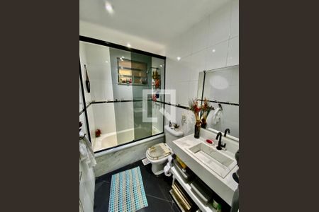 Apartamento à venda com 71m², 3 quartos e 1 vagaBanheiro