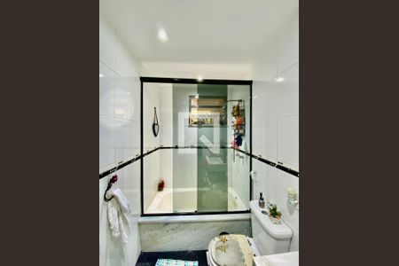 Apartamento à venda com 71m², 3 quartos e 1 vagaBanheiro