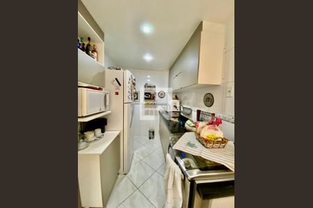 Apartamento à venda com 71m², 3 quartos e 1 vagaÁrea de Serviço