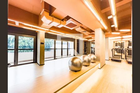 Apartamento à venda com 32m², 1 quarto e sem vagaÁrea comum - Academia