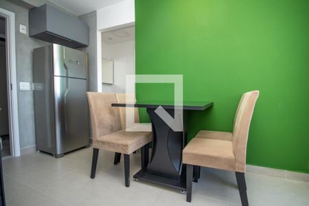 Sala, ambiente de jantar  de apartamento para alugar com 1 quarto, 32m² em Indianópolis, São Paulo