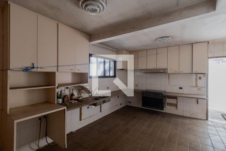 Casa à venda com 345m², 6 quartos e 6 vagasCasa 2 Cozinha