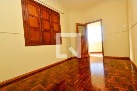 Sala de casa para alugar com 3 quartos, 334m² em Concórdia, Belo Horizonte
