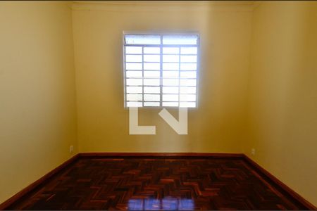 Casa à venda com 334m², 3 quartos e 1 vagaQuarto2