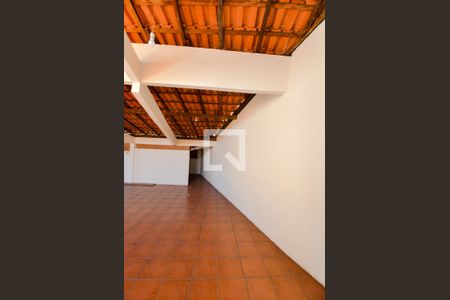 Casa à venda com 370m², 3 quartos e 2 vagasÁrea de Serviço