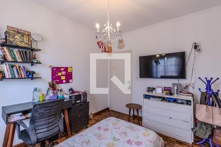 Casa à venda com 374m², 4 quartos e 3 vagasQuarto 1