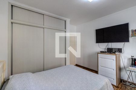 Casa à venda com 374m², 4 quartos e 3 vagasQuarto 2