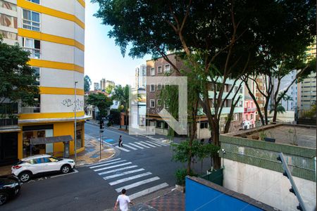 Apartamento para alugar com 52m², 1 quarto e sem vagaVista da Varanda do Quarto