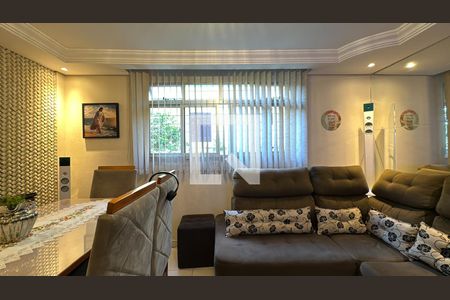 Sala de apartamento para alugar com 3 quartos, 60m² em Alto Boqueirão, Curitiba