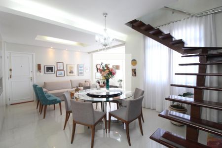 Sala de apartamento à venda com 3 quartos, 190m² em Estoril, Belo Horizonte