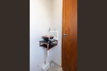 Apartamento à venda com 35m², 2 quartos e 1 vaga Apartamento à venda com 35m², 2 quartos e 1 vagaBanheiro