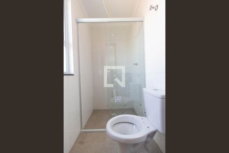 Apartamento à venda com 35m², 2 quartos e 1 vaga Apartamento à venda com 35m², 2 quartos e 1 vagaBanheiro