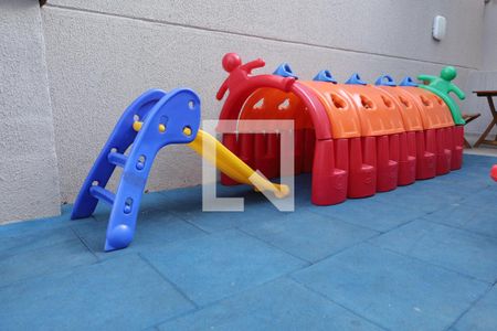 Apartamento para alugar com 32m², 2 quartos e sem vagaÁrea comum - Playground