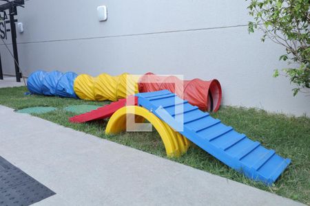 Apartamento para alugar com 32m², 2 quartos e sem vagaÁrea comum - Playground