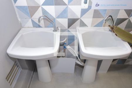 Apartamento para alugar com 32m², 2 quartos e sem vagaÁrea comum - Lavanderia