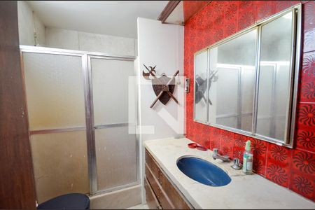 Apartamento à venda com 220m², 4 quartos e 2 vagasBanheiro da Suíte 1