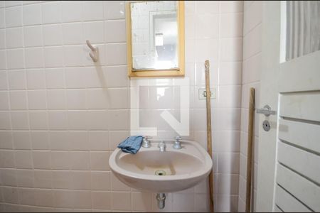 Apartamento à venda com 220m², 4 quartos e 2 vagasBanheiro de serviço