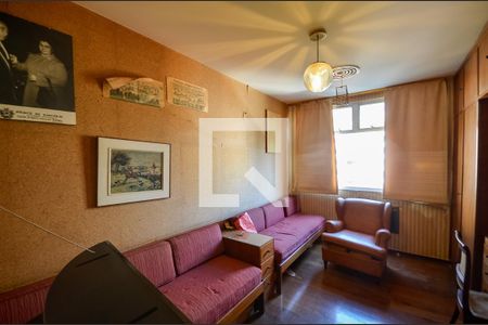 Apartamento à venda com 220m², 4 quartos e 2 vagasQuarto 2