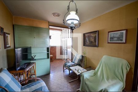 Apartamento à venda com 220m², 4 quartos e 2 vagasCopa