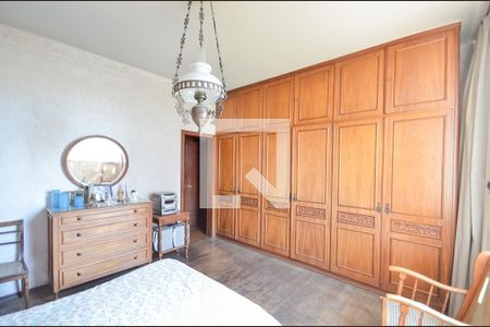 Apartamento à venda com 220m², 4 quartos e 2 vagasSuíte 2