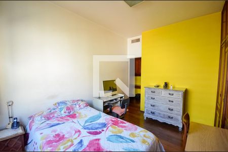 Apartamento à venda com 220m², 4 quartos e 2 vagasSuíte 1