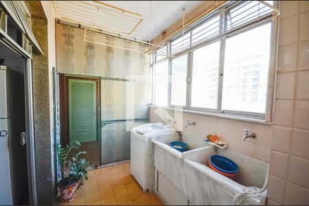 Apartamento à venda com 220m², 4 quartos e 2 vagasÁrea de Serviço