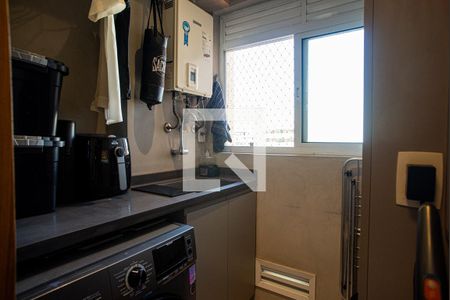Apartamento à venda com 77m², 3 quartos e 1 vagaÁrea de Serviço