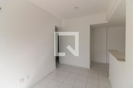 Sala de apartamento para alugar com 2 quartos, 53m² em Recreio dos Bandeirantes, Rio de Janeiro