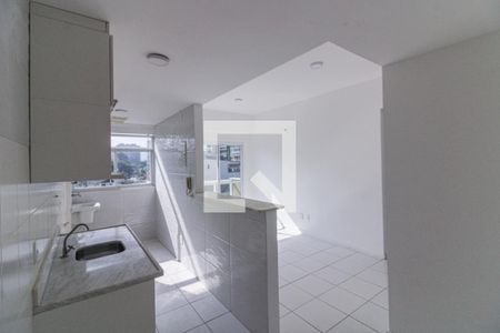 Sala de apartamento para alugar com 2 quartos, 53m² em Recreio dos Bandeirantes, Rio de Janeiro