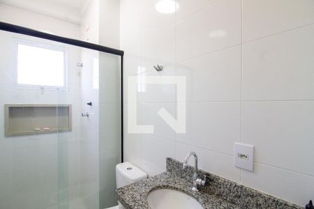 Banheiro da Suíte de apartamento para alugar com 2 quartos, 63m² em Vila Milton, Guarulhos