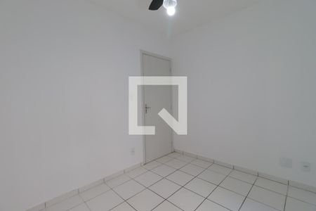 Quarto 2 de apartamento para alugar com 2 quartos, 43m² em Vila Albertina, Ribeirão Preto