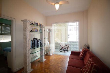 Corredor 1 de apartamento à venda com 3 quartos, 160m² em Copacabana, Rio de Janeiro