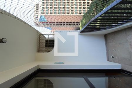 Varanda de apartamento à venda com 3 quartos, 74m² em Vila Olímpia, São Paulo