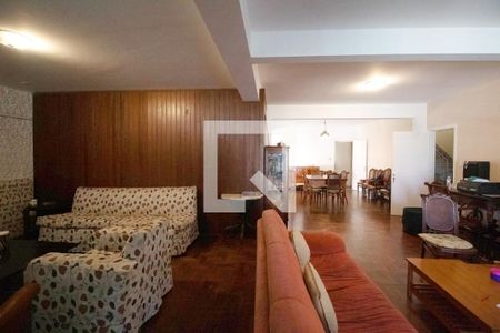 Sala de casa para alugar com 4 quartos, 530m² em Sumaré, São Paulo