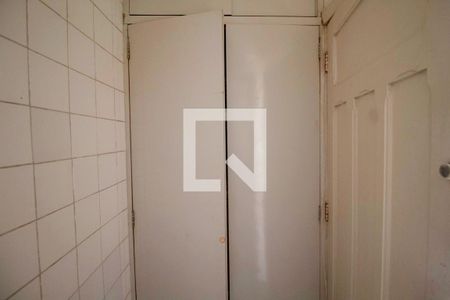 Casa à venda com 530m², 4 quartos e 4 vagas Casa à venda com 530m², 4 quartos e 4 vagasCozinha