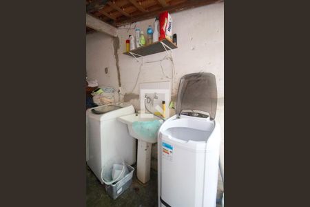 Casa à venda com 530m², 4 quartos e 4 vagas Casa à venda com 530m², 4 quartos e 4 vagasÁrea de Serviço