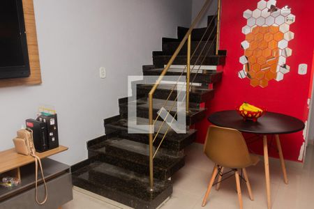 Sala de casa de condomínio à venda com 2 quartos, 92m² em Jardim Danfer, São Paulo