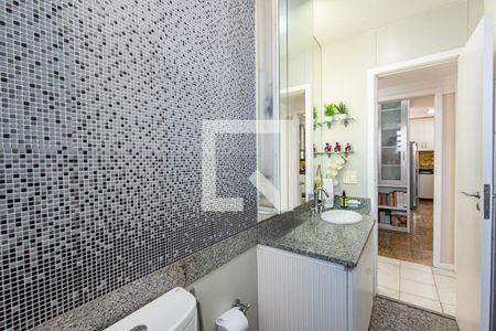 Apartamento para alugar com 341m², 5 quartos e 2 vagasBanheiro