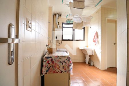 Apartamento para alugar com 127m², 4 quartos e 2 vagasÁrea de Serviço