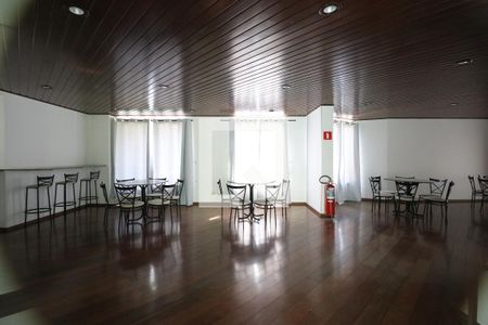 Apartamento para alugar com 127m², 4 quartos e 2 vagasÁrea comum - Salão de festas