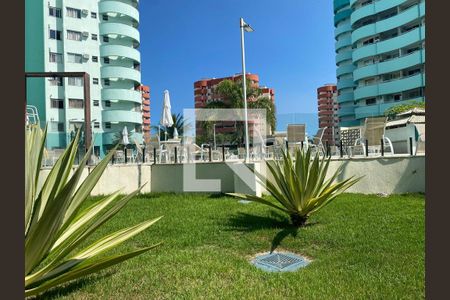 Apartamento à venda com 77m², 2 quartos e 1 vaga Apartamento à venda com 77m², 2 quartos e 1 vagaÁrea comum - Piscina