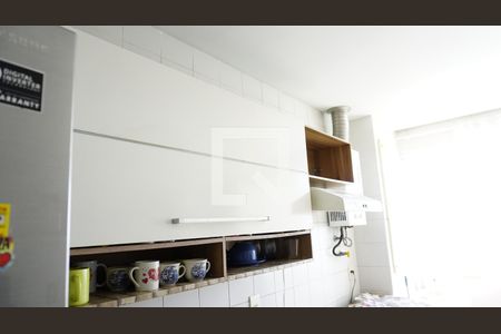Apartamento à venda com 77m², 2 quartos e 1 vagaCozinha