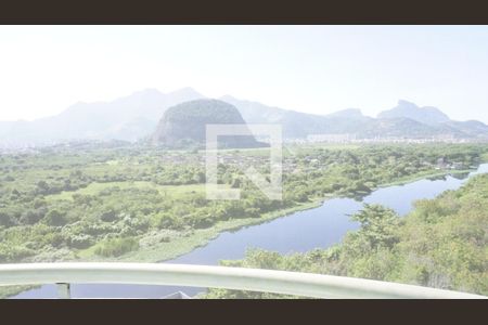 Apartamento à venda com 77m², 2 quartos e 1 vagaVaranda - Suite Master