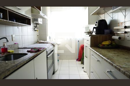 Apartamento à venda com 77m², 2 quartos e 1 vagaCozinha